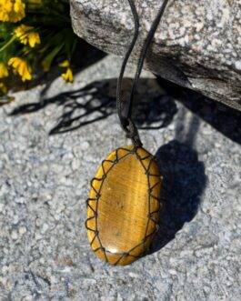 Protective Tiger Eye Stone Pendant 2